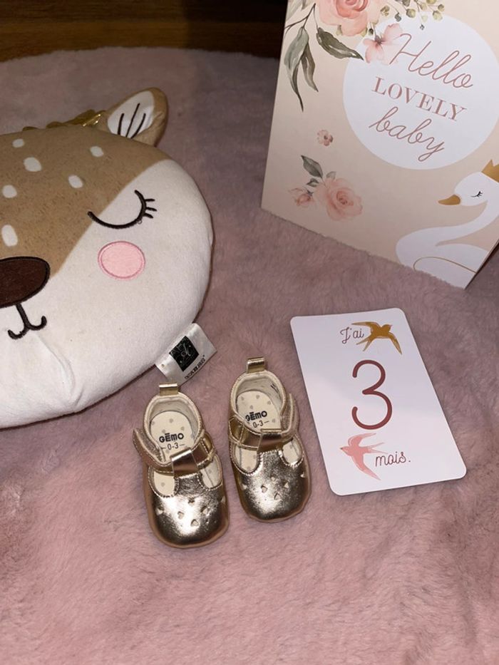 Chaussure bébé 0-3 mois