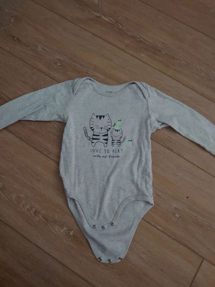 Lot 5 bodies toutes marques - photo numéro 6