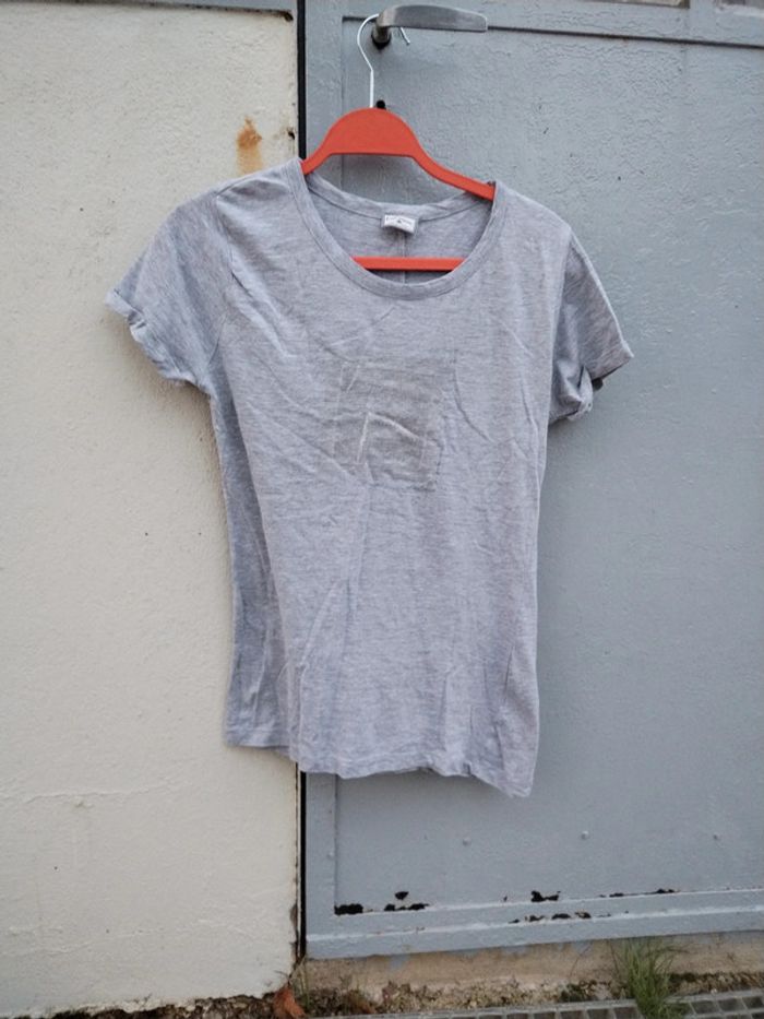 Tee shirt