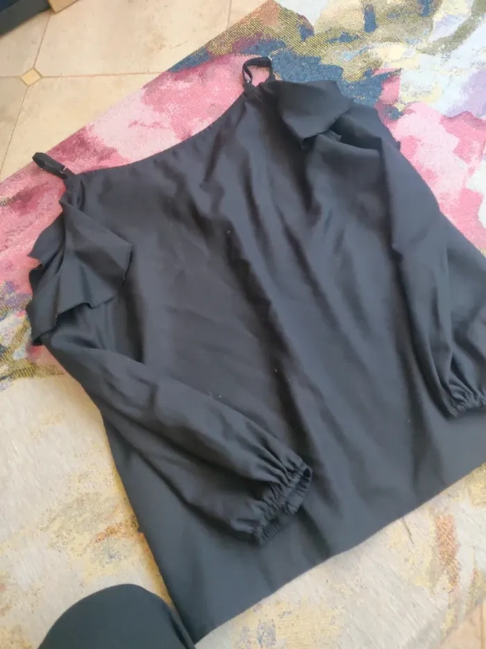 Blouse épaule dénudé - photo numéro 5