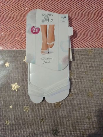 Neuf deux paire de protège pied spécial nu pied