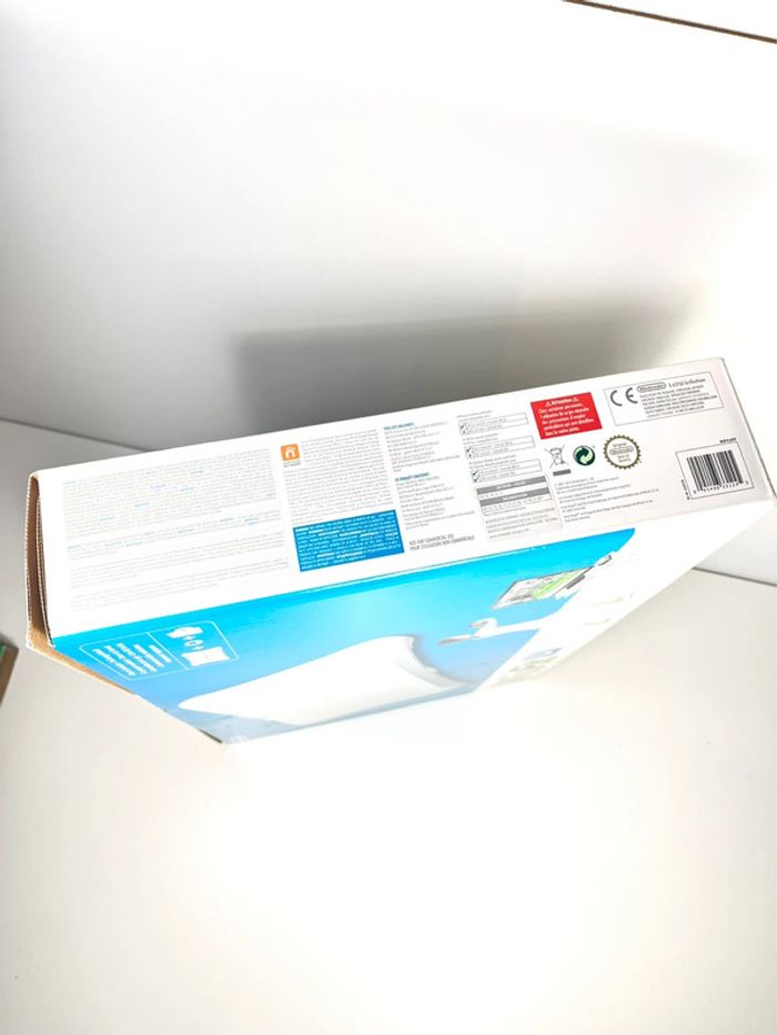 Pack Nintendo Wii U : Wii Fit U neuf - photo numéro 9