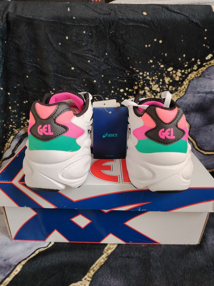 Baskets ASICS GEL-BND Femme - Neuves - Pointure 38 - photo numéro 4