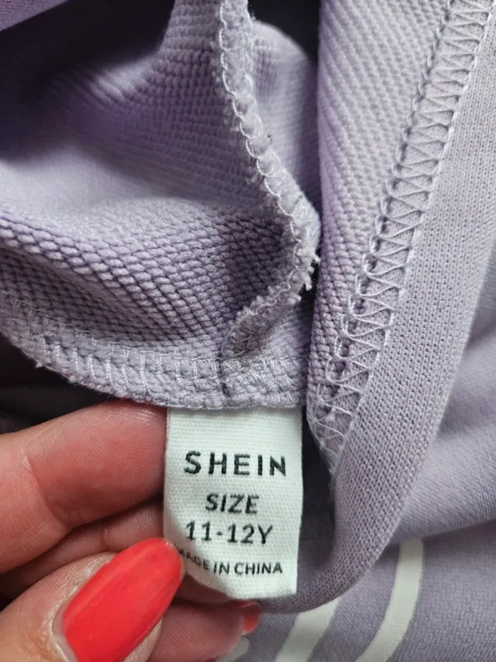 Sweat fin à capuche lila shein 11 12 ans - photo numéro 4