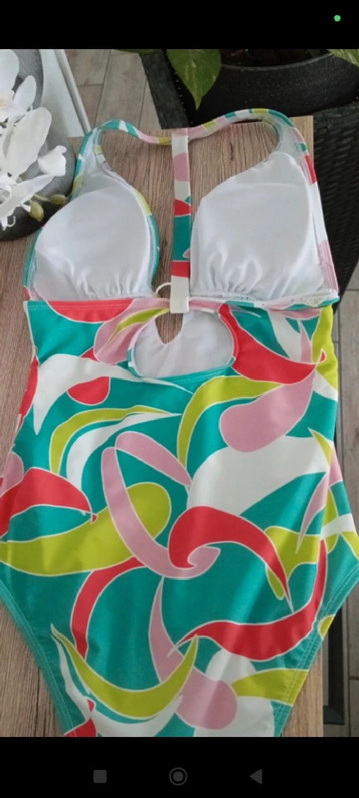 Maillot de bain 1 piece - photo numéro 3