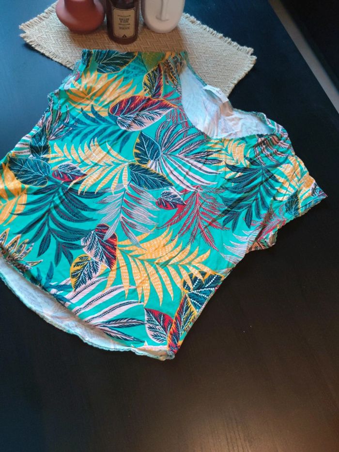 Tee shirt tropical