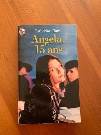 Angela 15 ans