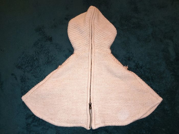 Poncho bébé fille 6 mois - photo numéro 2