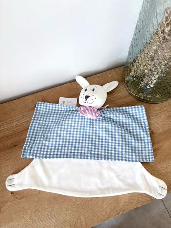 Doudou lapin chien blanc bleu Vichy