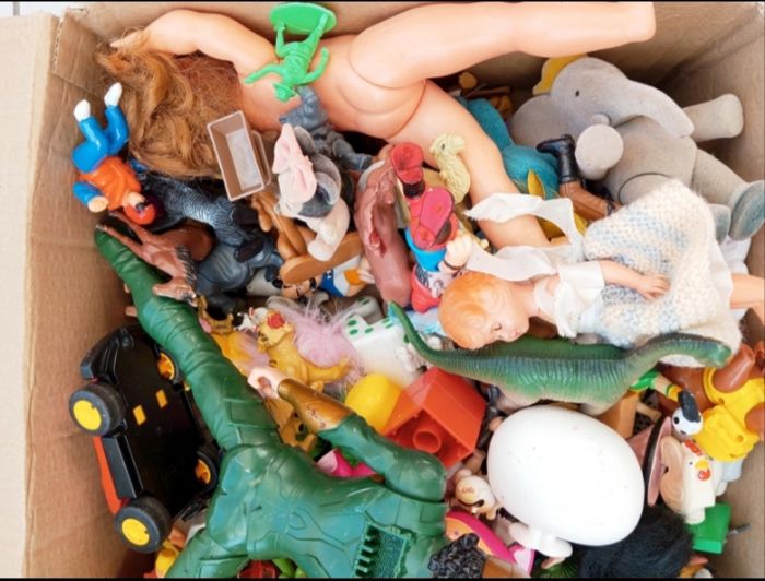 Gros lot de + de 200 figurines vintage - photo numéro 2