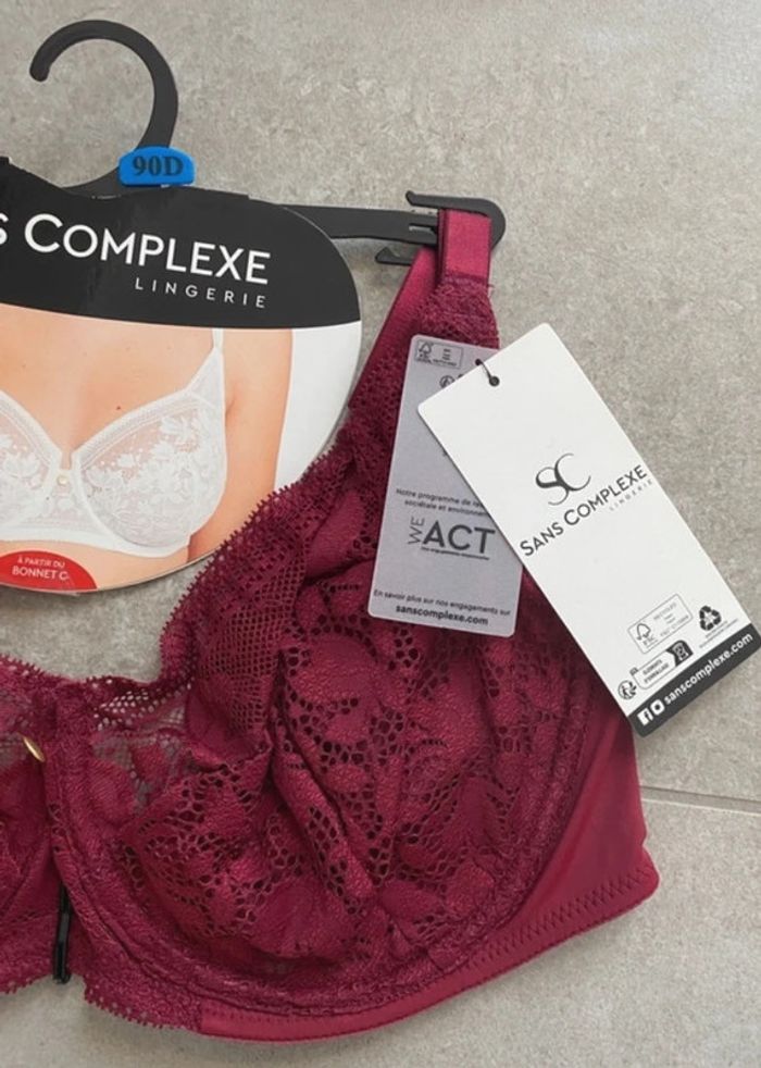 Très belle ensemble lingerie sans complexe - photo numéro 2