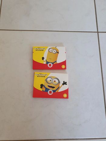 Lot de 2 figurines les minions 2 Neuf u13