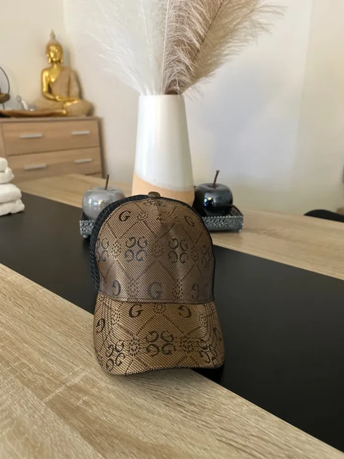 Casquette - photo numéro 2