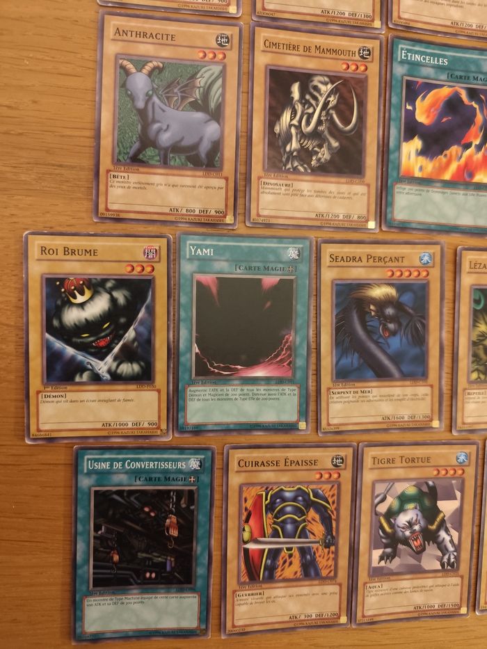 Lot 17 cartes Yu-Gi-Oh anciennes LDD Édition 1 La légende du dragon blanc aux yeux bleus - photo numéro 2