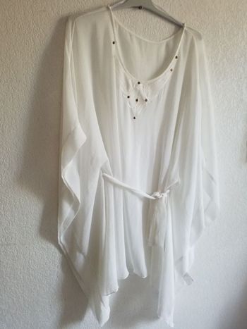 Blouse blanche manches chauve-souris avec ceinture taille unique très bon état