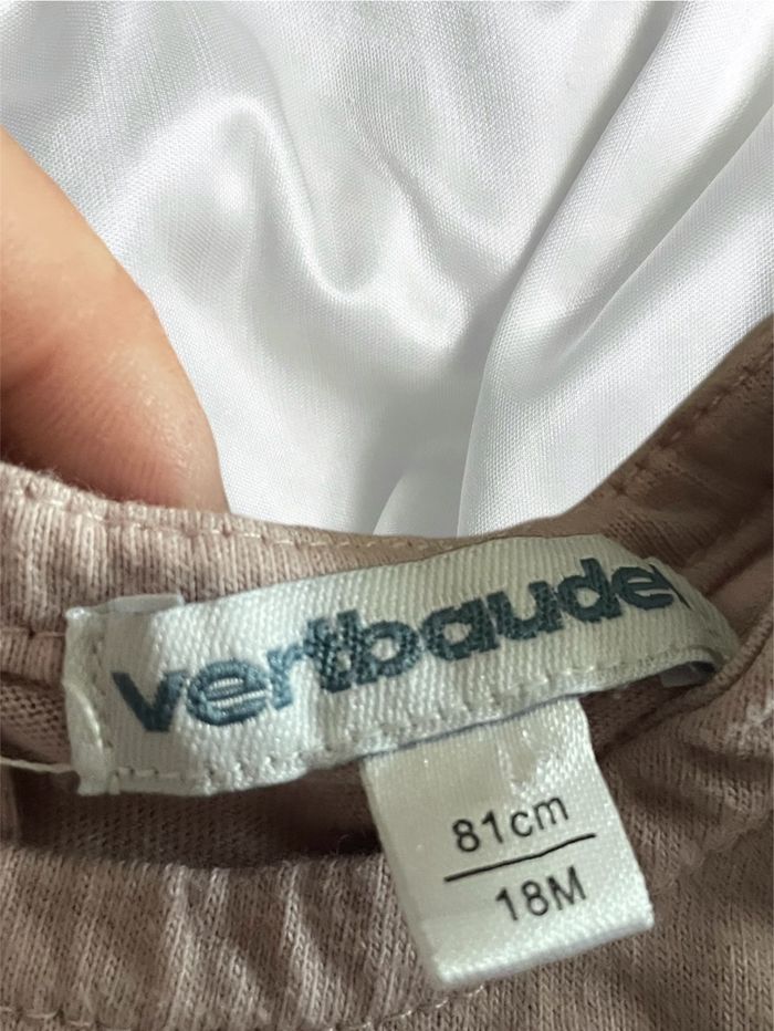 Robe bébé fille 18 mois Vertbaudet – motif cygne doré - photo numéro 3