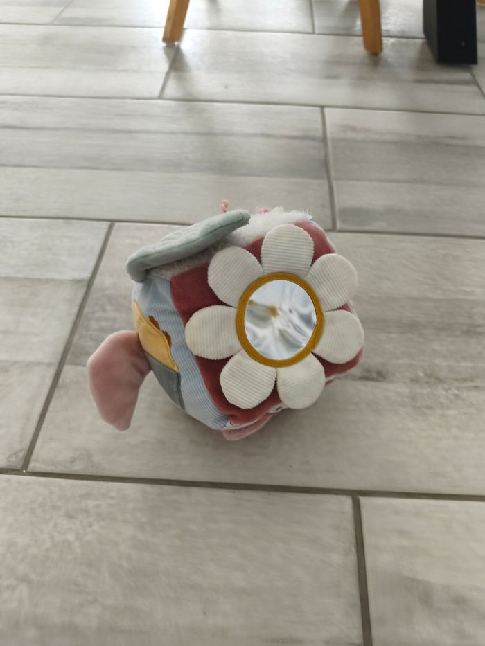 Cube sensorielles pour bébé - photo numéro 2