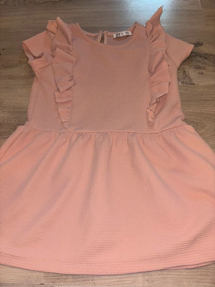 Robe rose