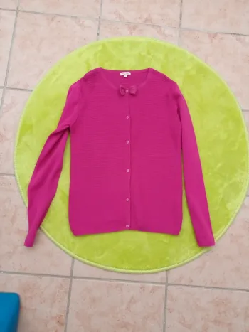 Gilet rose framboise DPAM taille 14 ans