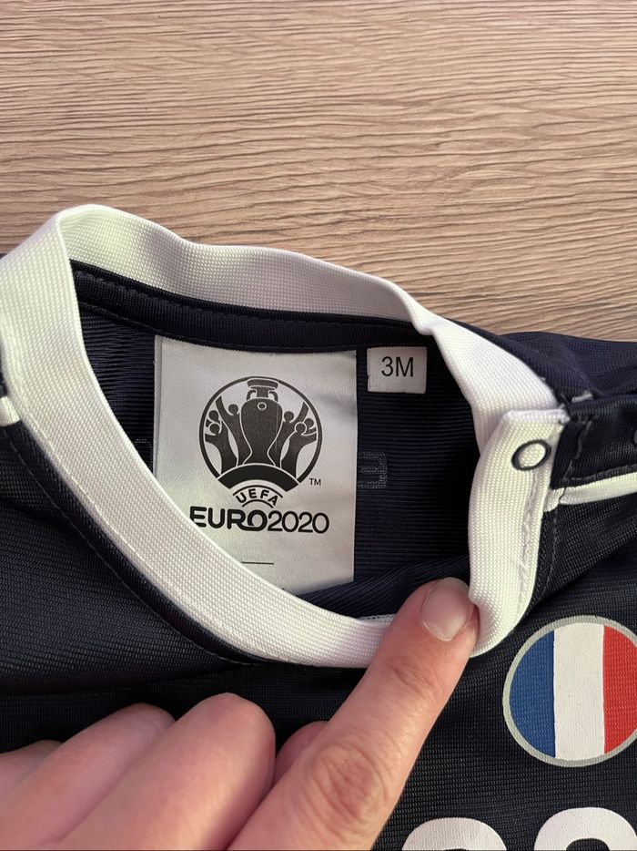 T-shirt de foot bébé - photo numéro 2