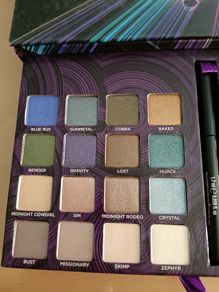 PALETTE URBAN DECAY BOOK OF SHADOW IV - photo numéro 7