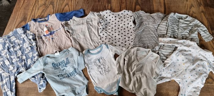 Lot vêtements 3 mois