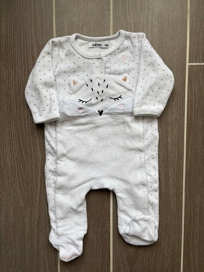 Lot pyjamas velours 3 mois - photo numéro 4