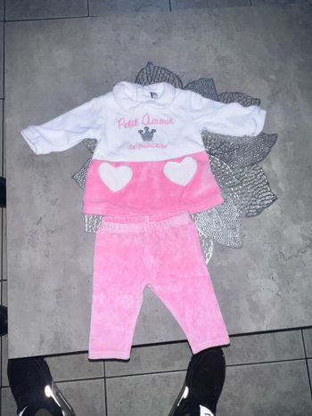 Ensemble bébé neuf