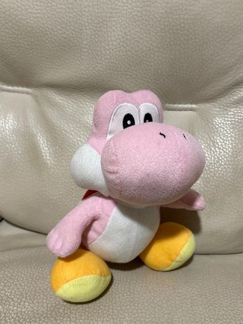 Peluche Yoshi rose