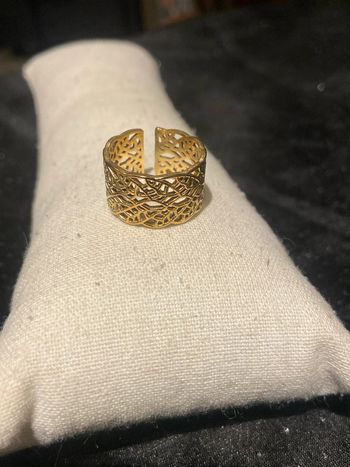 Bague ajustable dorée motifs