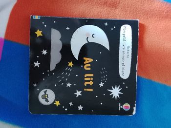 Livre  noir et blanc