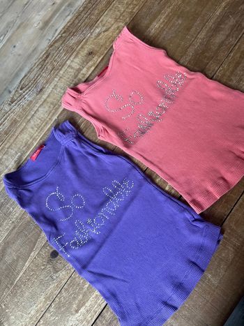 T-shirt sans manches fashionable