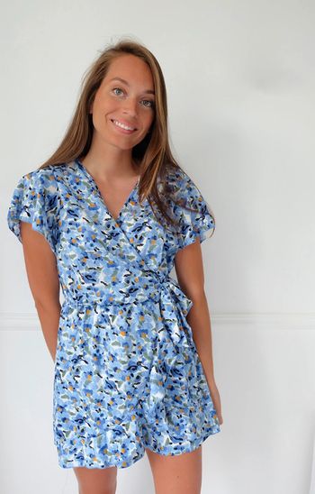 🌟 Combi short bleu et blanche à motifs