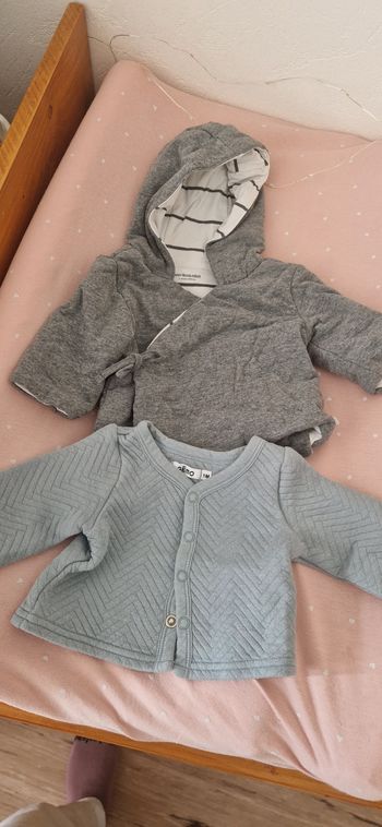 Gilet bébé 1 mois