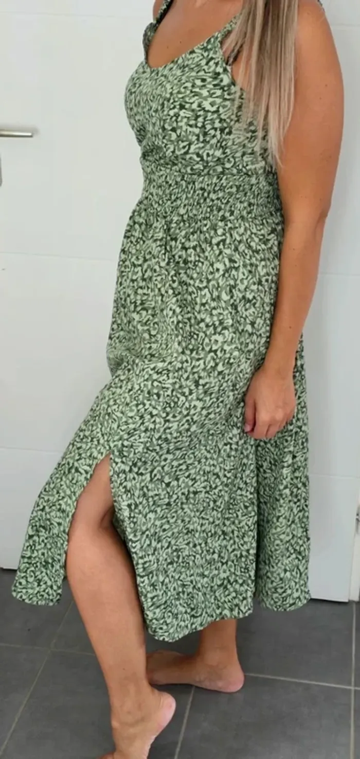 Robe longue verte - photo numéro 2