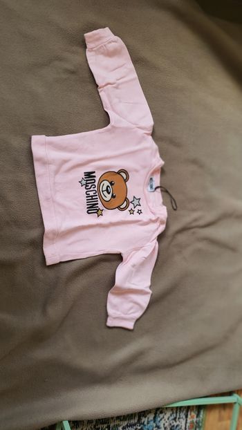 Pull Moshino 2-3 ans