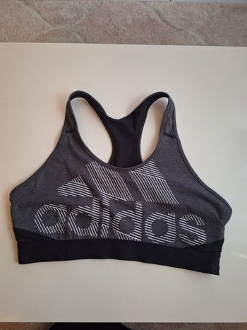 Brassière de sport adidas blanc, noir et gris