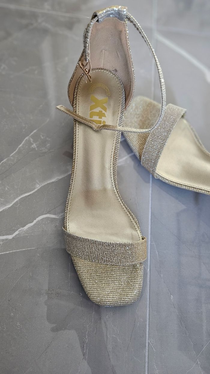 Chaussure a talon - photo numéro 2
