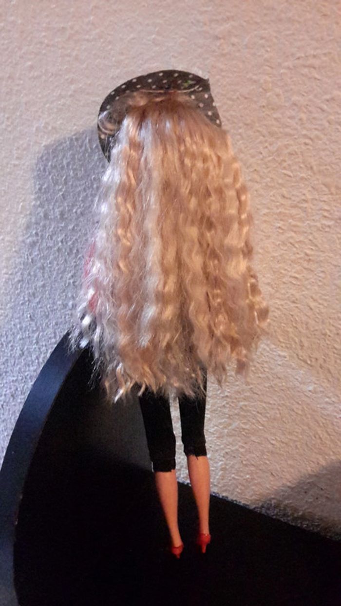Barbie blonde tenue complète originale ancienne collection Mattel - photo numéro 4