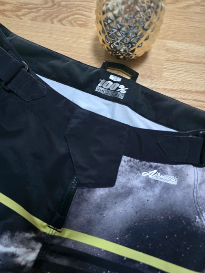 Short VTT enduro trail 100% Airmatic - photo numéro 3
