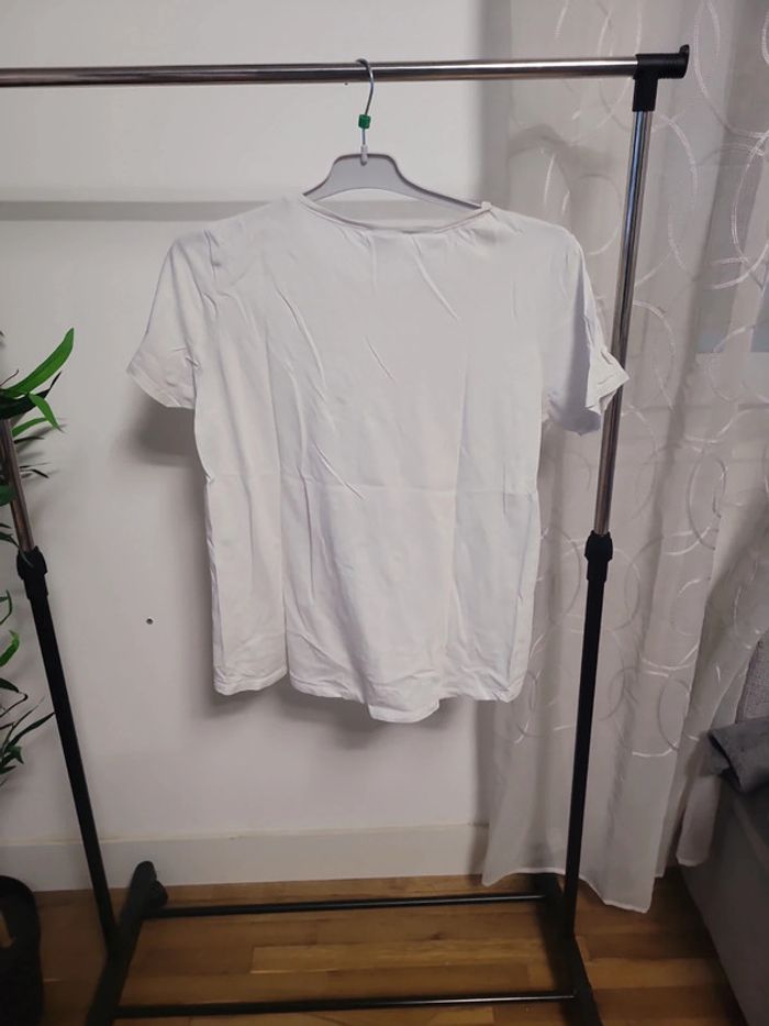Tee-shirt blanc - photo numéro 3