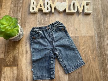 - Jeans Obaibi  - 3 mois  - Très bon état