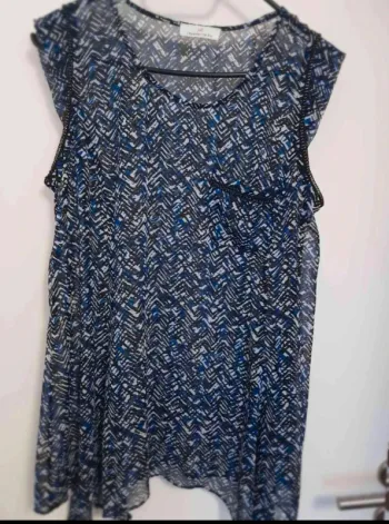 Haut  transparent taille 40