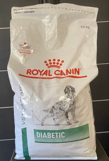 Neuf Royal Canin Veterinary Dog Diabetic 12kg Je paye 97 euro