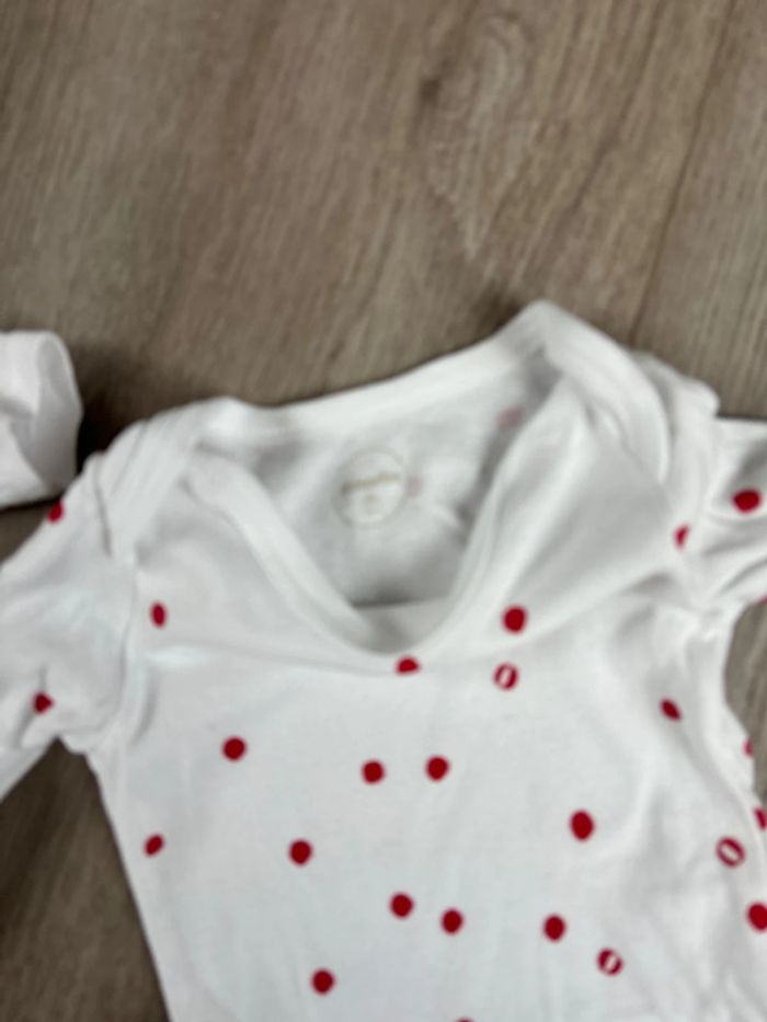 Lot de 3 bodys 6 mois - photo numéro 5