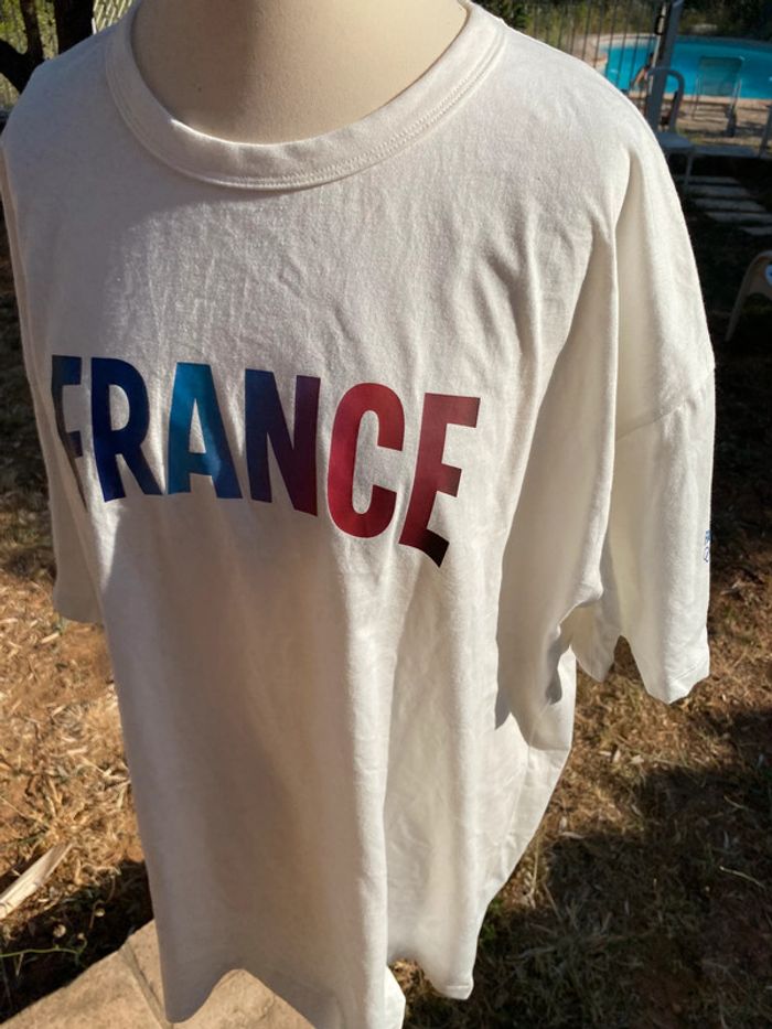 T-shirt neuf, le Coq sportif France taille  XL - photo numéro 3