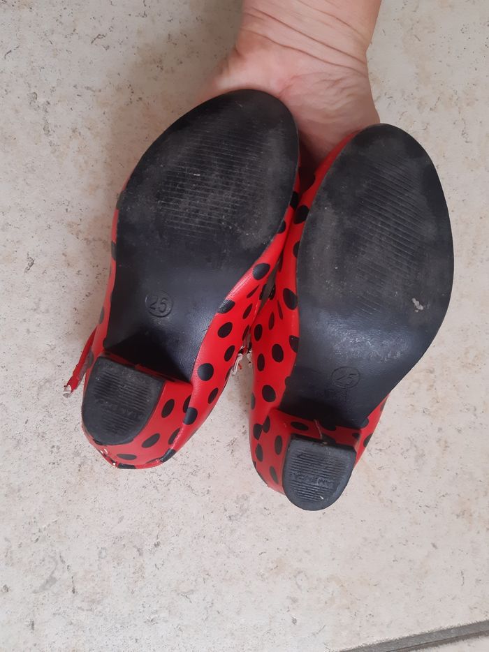 Chaussures à talons flamenco rouge et noir / pointure 25 - photo numéro 3