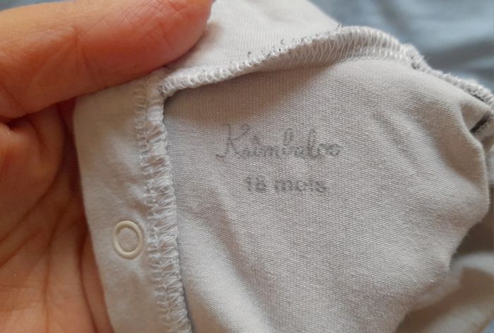 T-shirt manches longues sous pull col roulé - photo numéro 4