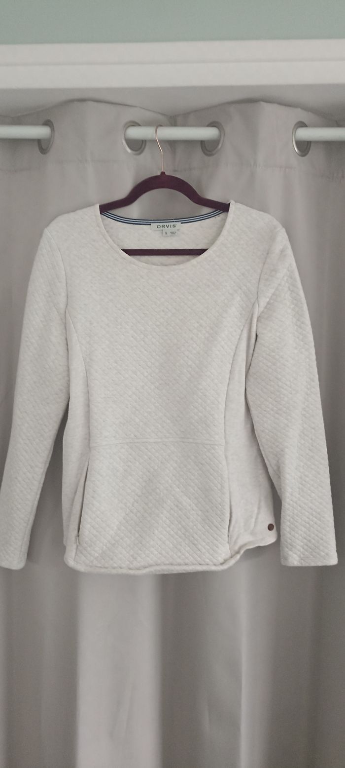 Sweat taille S équivalent taille 40