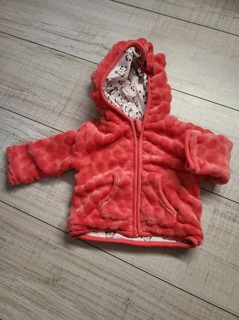 Gilet bébé fille 6 mois tissaia très bon état